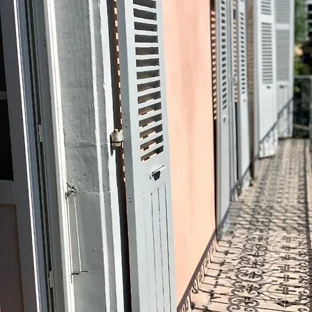 Tres Bel En Plein Centre-ville