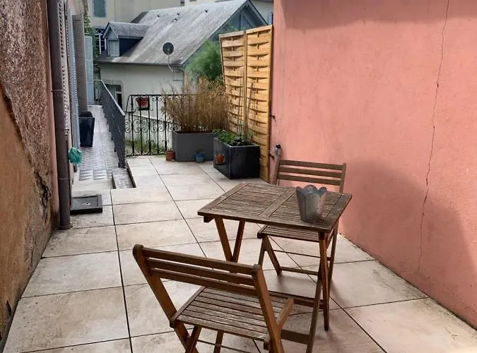 Apartment Tres Bel En Plein Centre-ville Bagneres-de-Bigorre