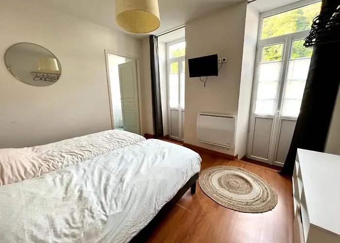 Tres Bel En Plein Centre-ville Apartment *